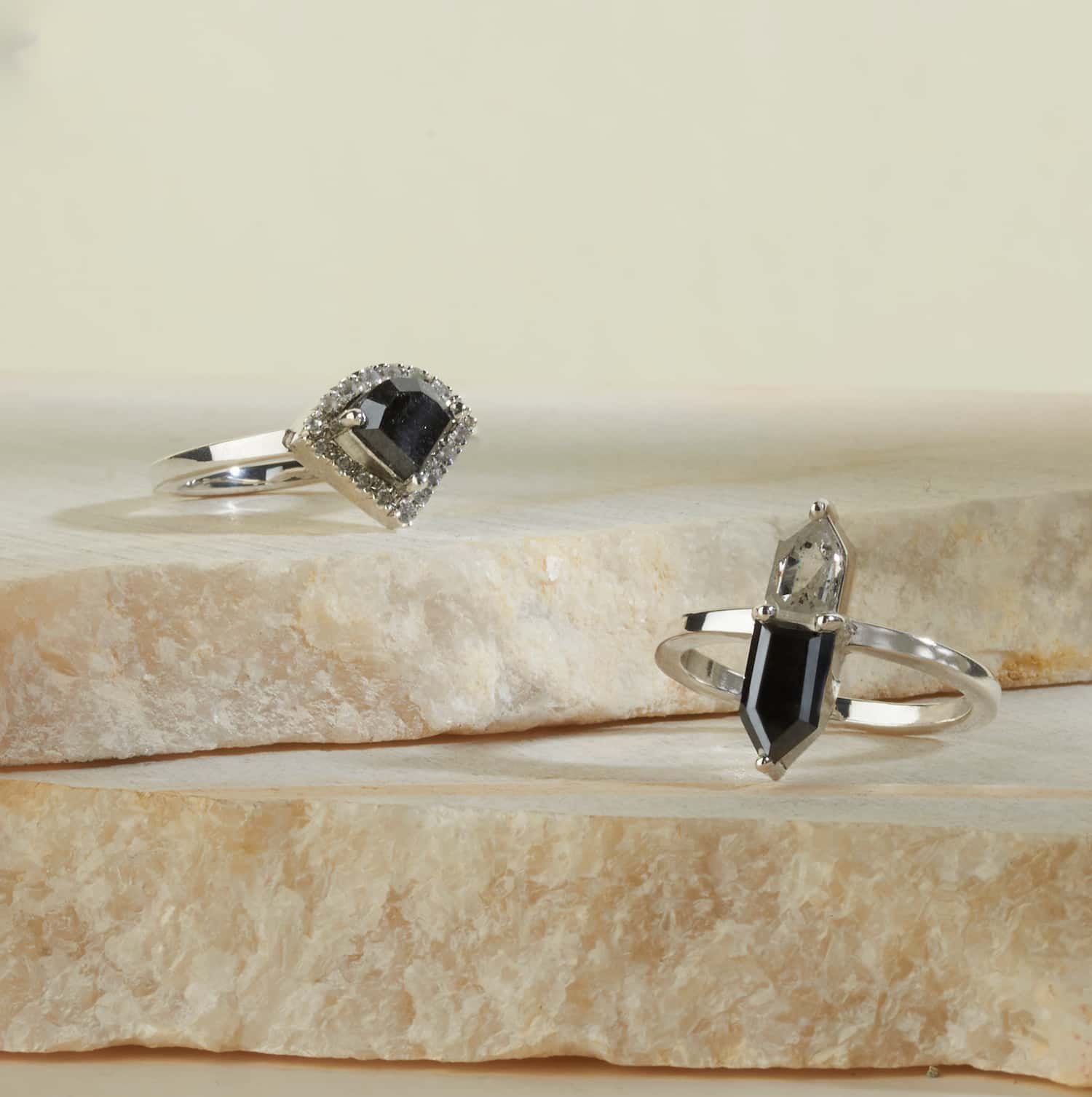 Anillos diamante negro